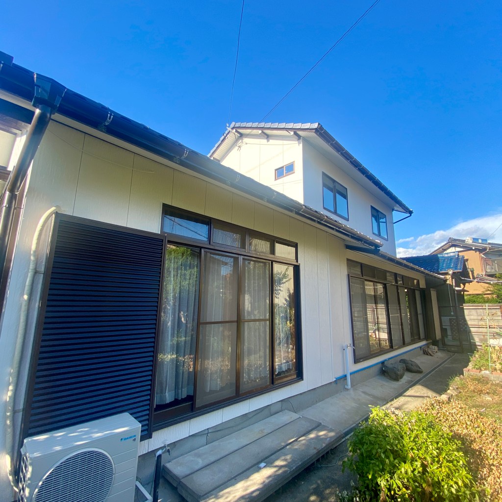 Housing and Cost of Living Comparison: Japan vs&nbsp;Switzerland