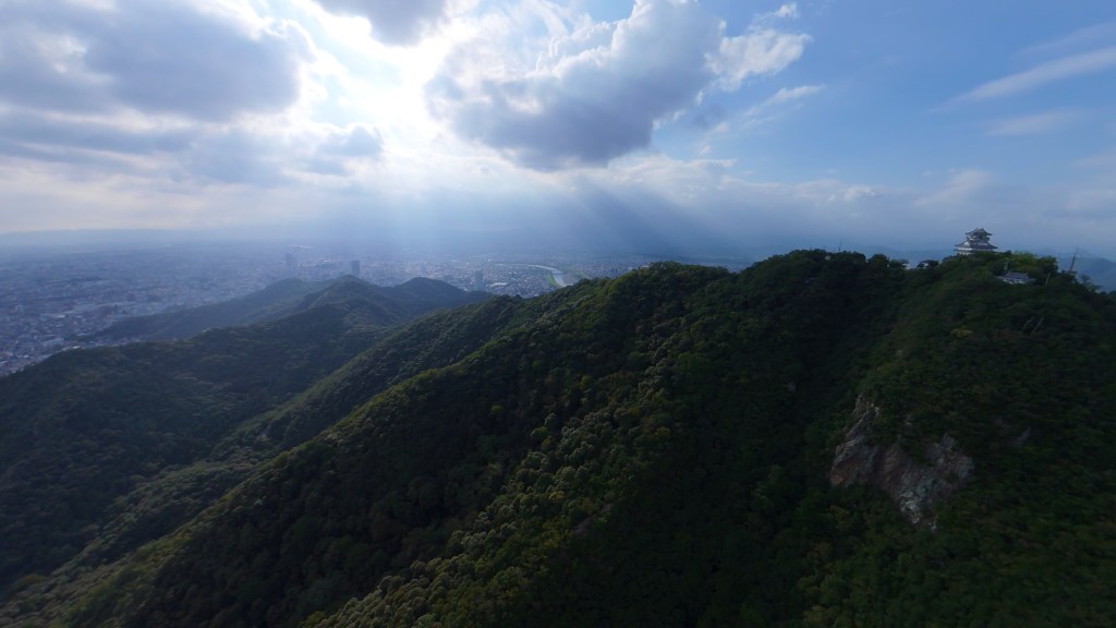 Hiking to the Hidden Trail of Mount&nbsp;Takasu