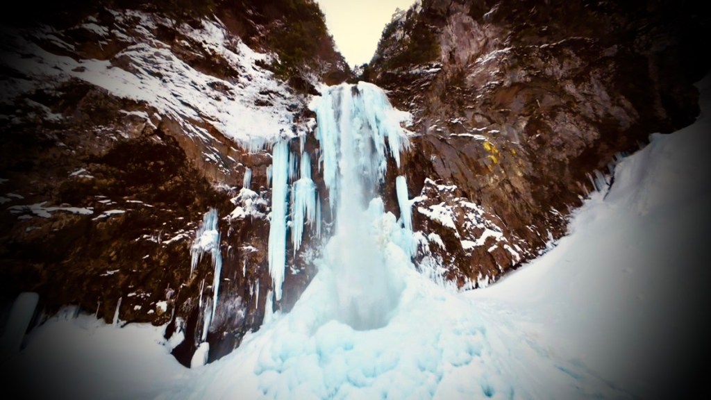 Flying Toward a Frozen&nbsp;Legend